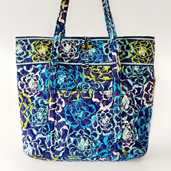 Vera Bradley Katalina Blues Large Floral Quilted Tote NWT - Picture 1 of 16